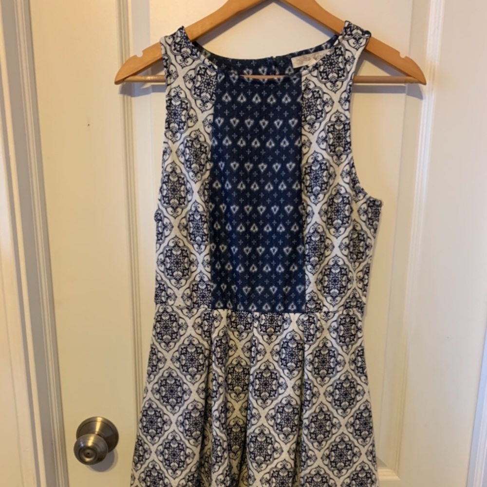 Patterned dress